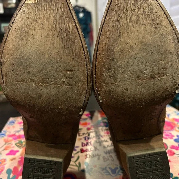 Boots - Picture 6 of 11